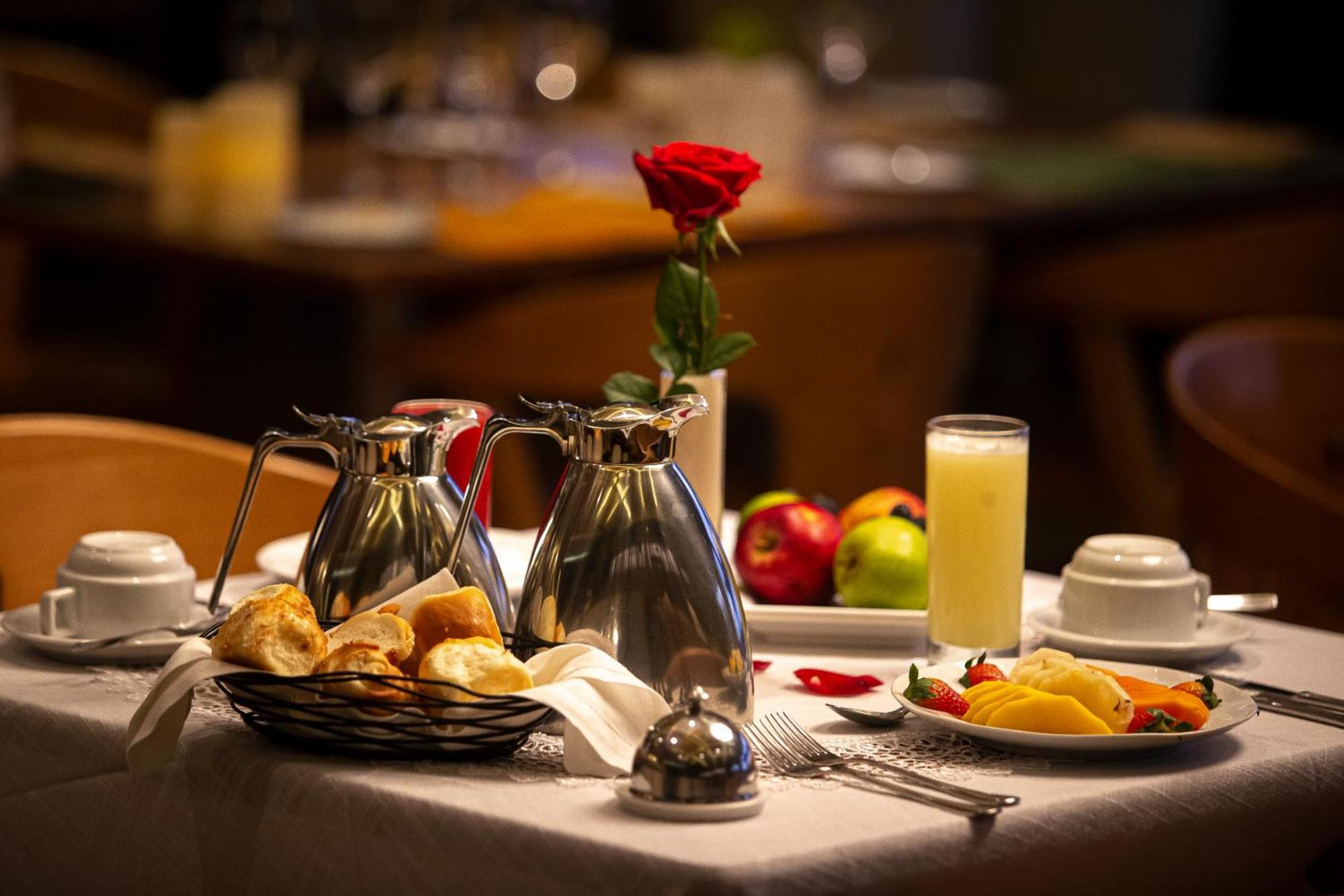 Hotel Gran Marquise Fortaleza  Kültér fotó A breakfast table