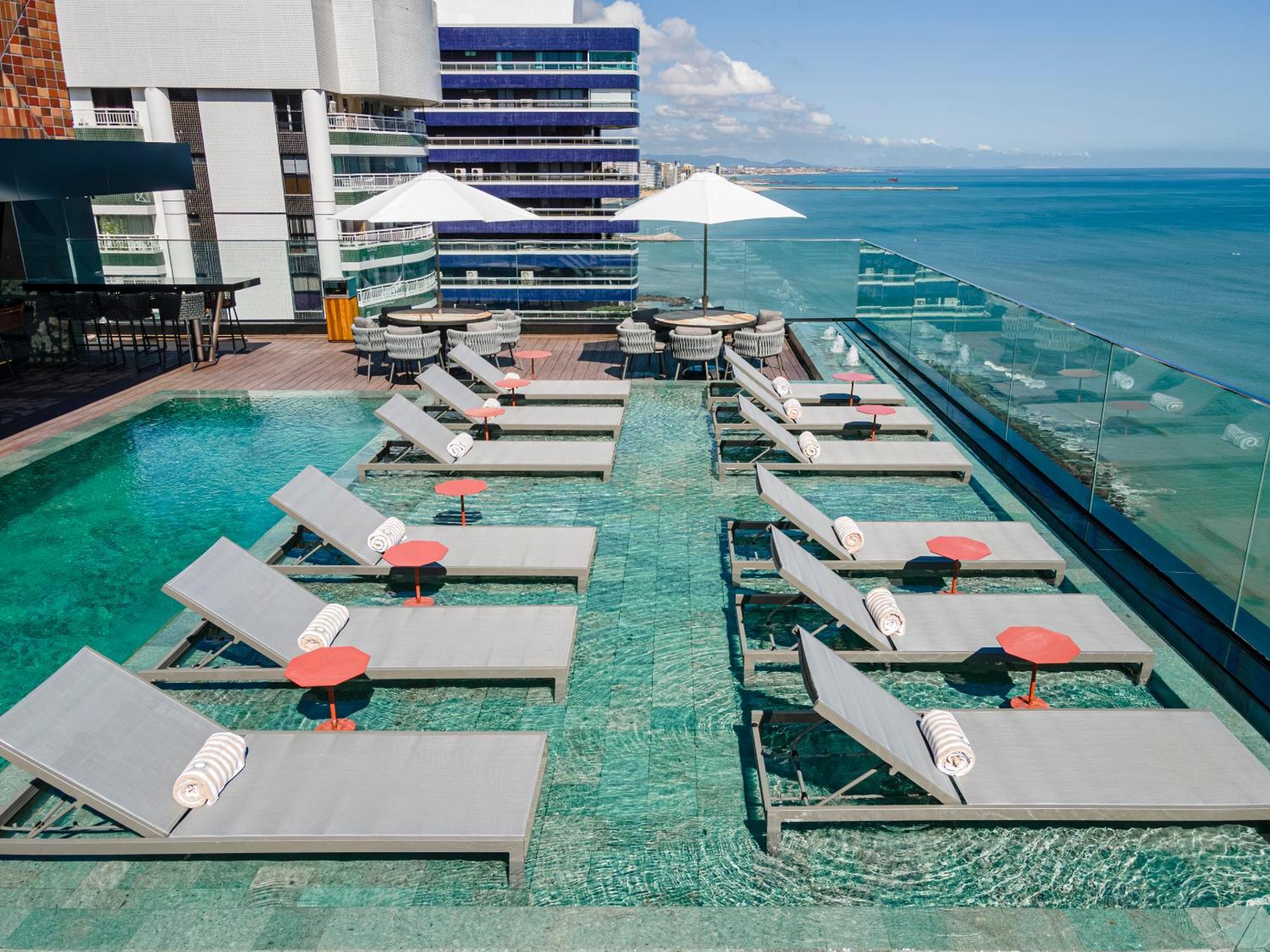 Hotel Gran Marquise Fortaleza  Kültér fotó Rooftop pool at the W Hotel, San Francisco